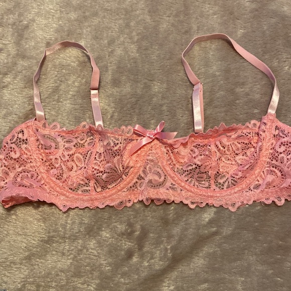 Brand new bra and pantie set - Picture 4 of 5